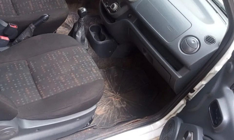 Fiat Uno Vivace 1.0 ...