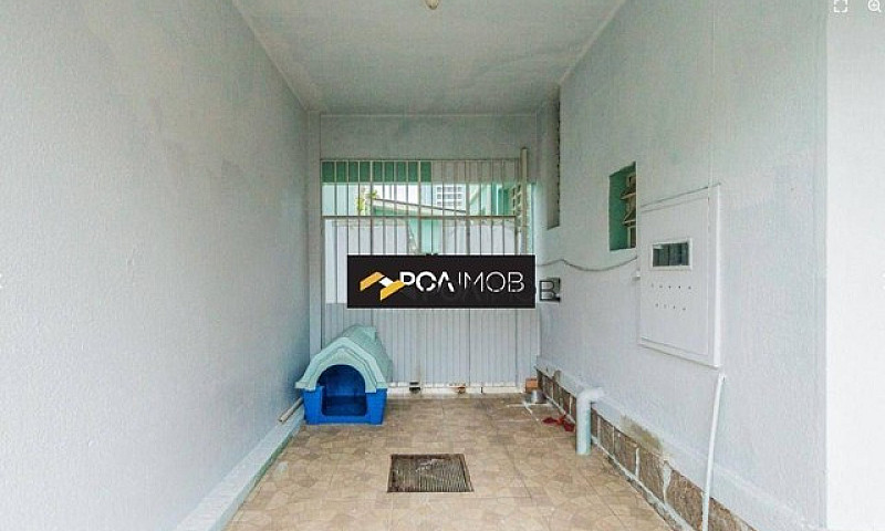 Casa Com 4 Dormitóri...