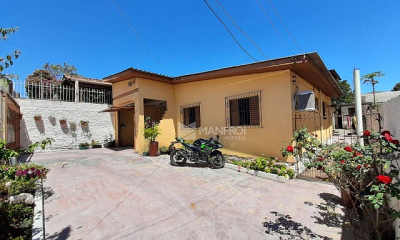 Casa Com 4 Dormitóri...