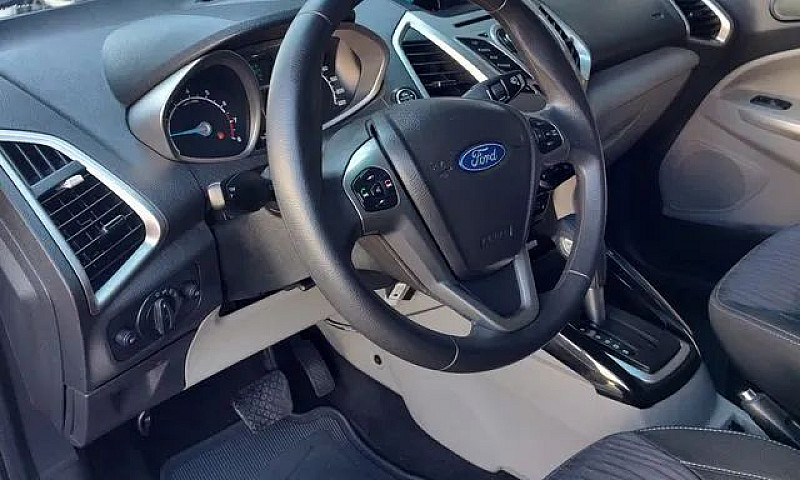 Ford Ecosport Titani...