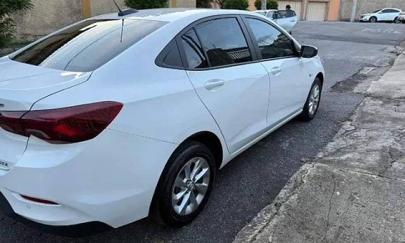 Chevrolet Onix Plus ...