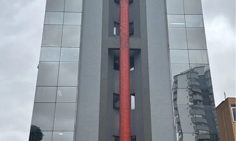 Sala Comercial Em Sa...