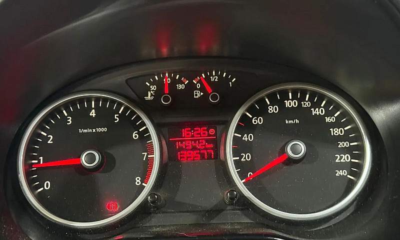 Volkswagen Voyage Tr...
