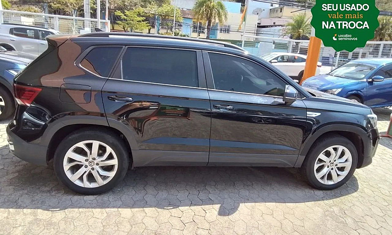Volkswagen Taos Comf...