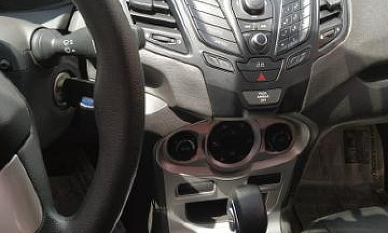 New Fiesta Sedan 1.6...