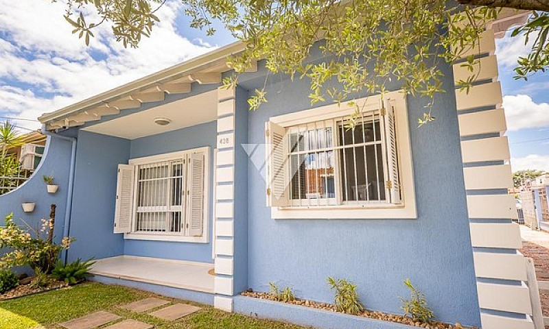 Casa Com 3 Quartos À...