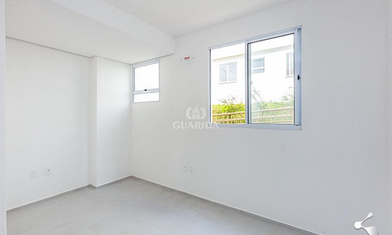 Apartamento Novo De ...