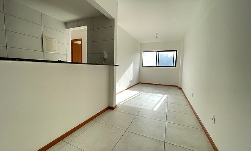 2/4 Com 57M² No Resi...