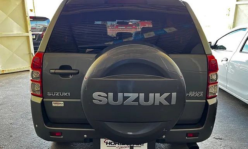 Suzuki Grand Vitara ...