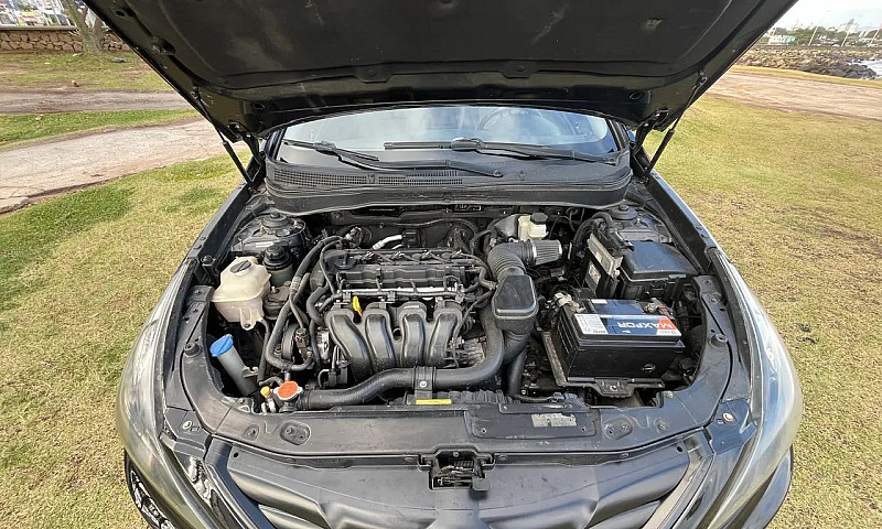 Hyundai Sonata 2.4 1...
