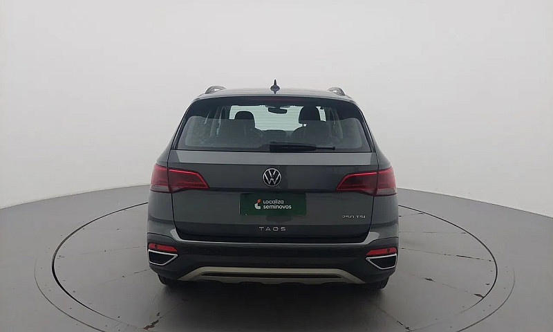 Volkswagen Taos Comf...