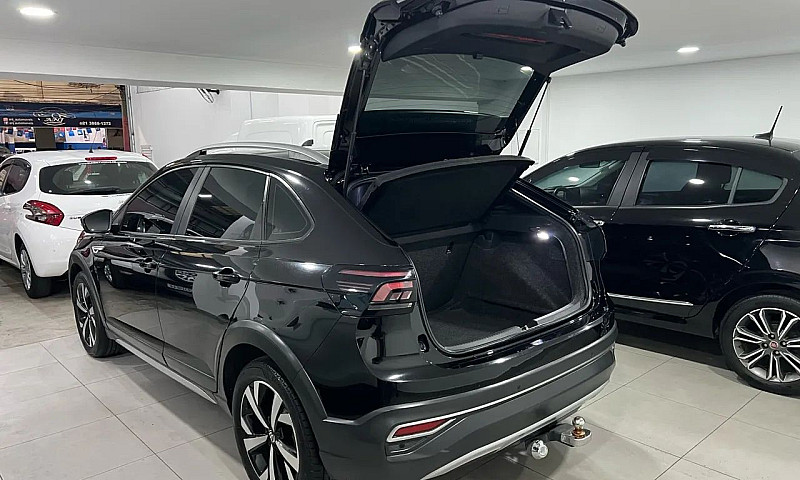Volkswagen Nivus Hig...