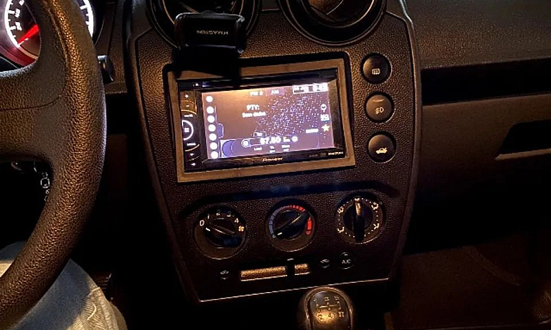 Ford Fiesta 1.0 8V F...