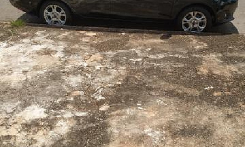 New Fiesta Sedan 1.6...