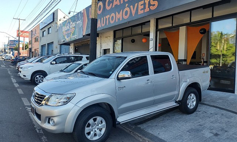 Hilux Srv 2013 4X4 F...