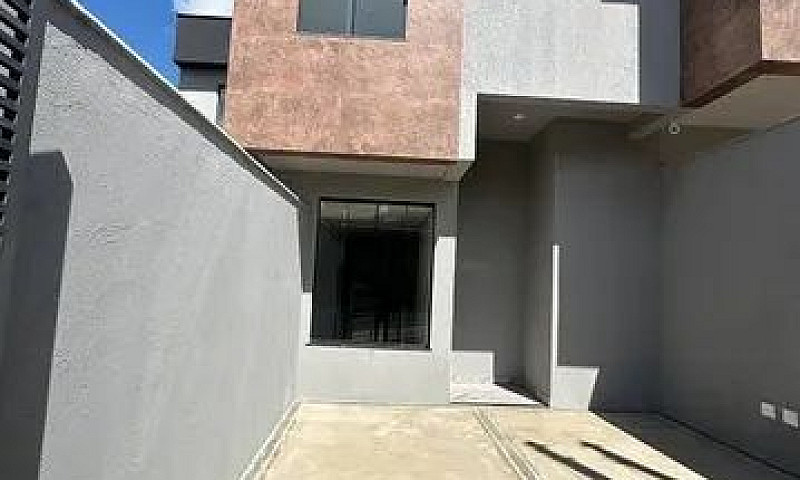 Casa Com 3 Quartos 1...