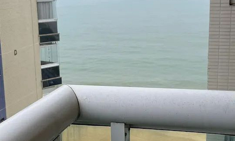 Apartamento Em Praia...