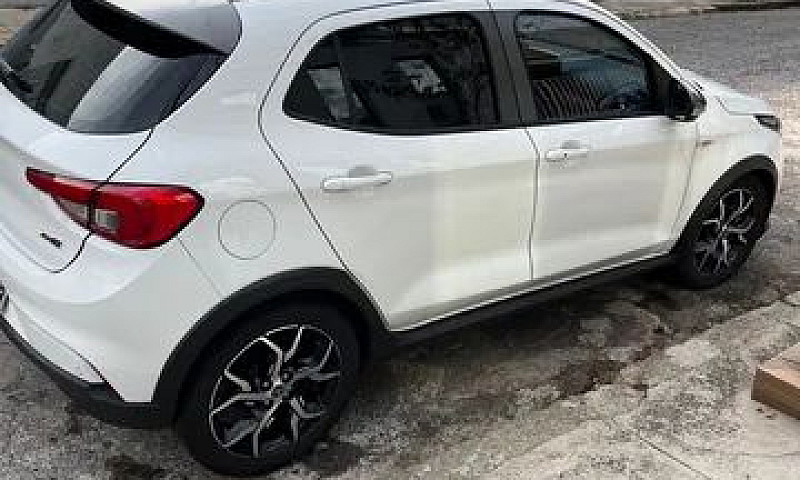 Fiat Argo Hgt 1.8 Au...