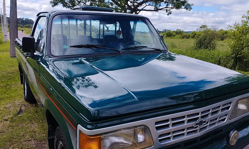 Chevrolet D-20 S / L...
