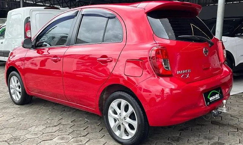 Nissan March 1.0 Sv ...