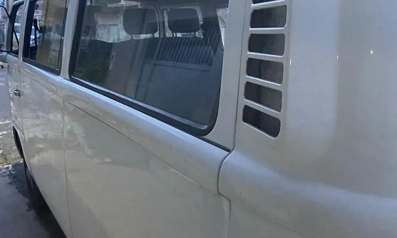Volkswagen Kombi Sta...