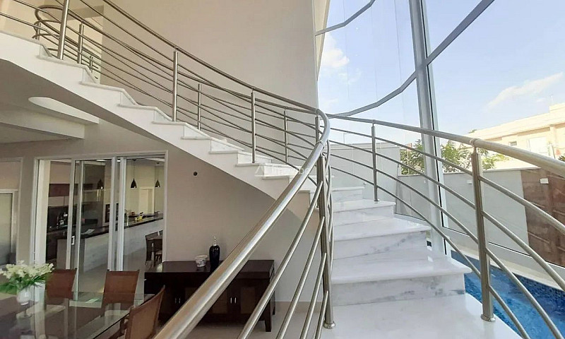 Casa Em Condomínio F...