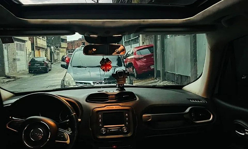 Jeep Renegade Longit...