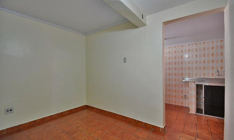 Casa De 2 Qts Na Tag...