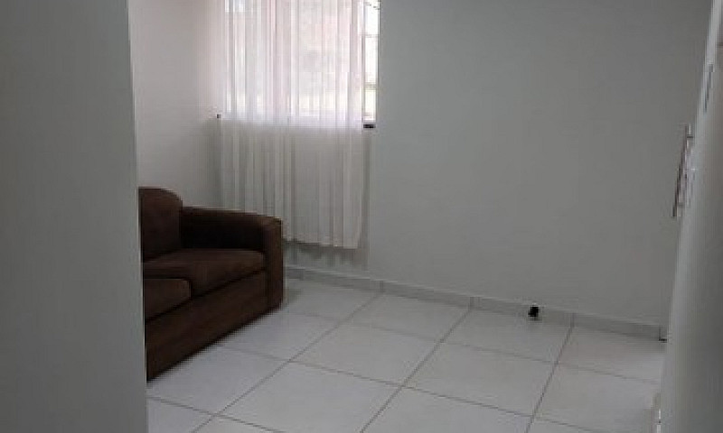 Apt Em Condomínio...