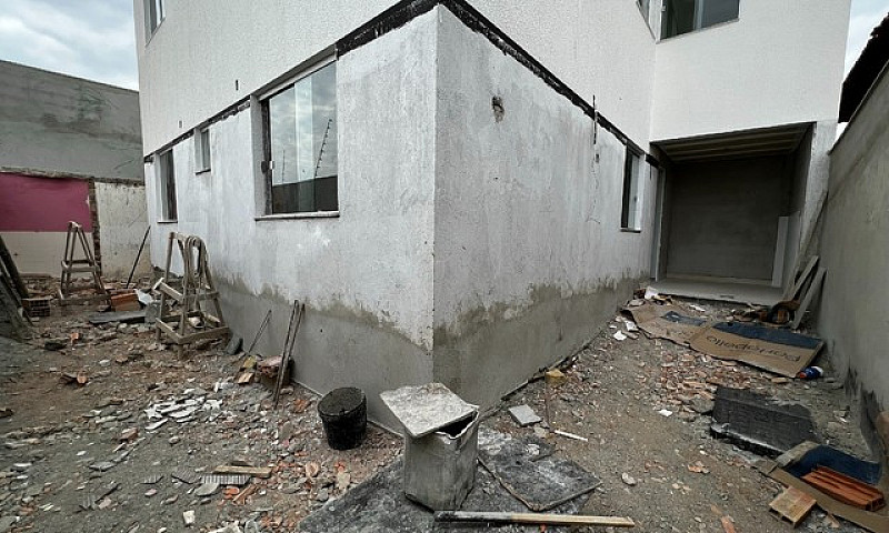 Apartamento Com Área...