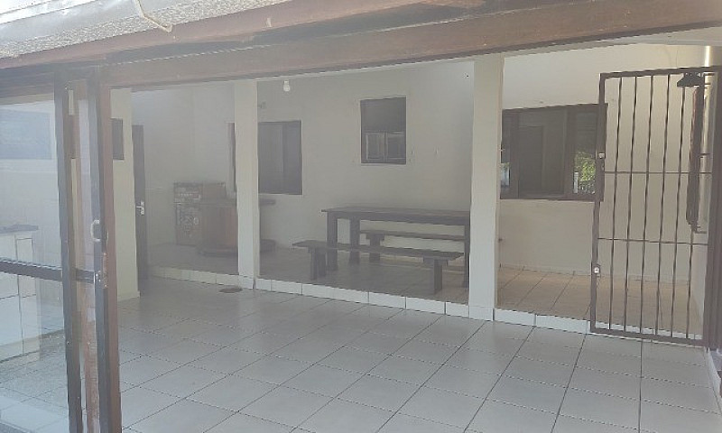 Casa Locaçao Anual B...