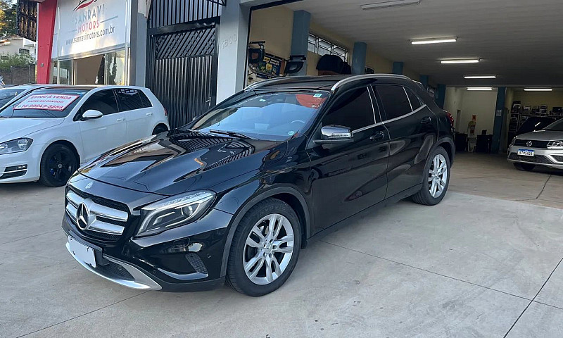 Mercedes Benz Gla 20...