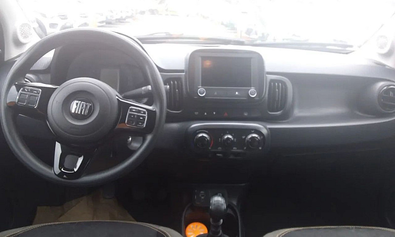 Fiat Mobi Trekking 1...