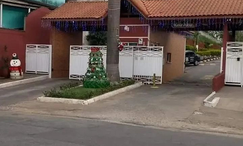 Casa De Condomínio P...