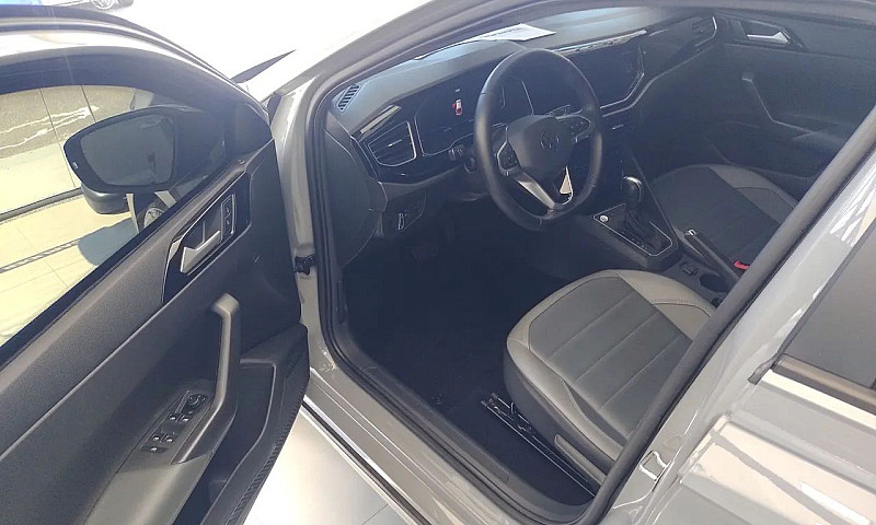 Volkswagen Nivus Hig...