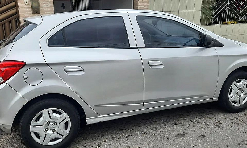 Chevrolet Onix Hatch...