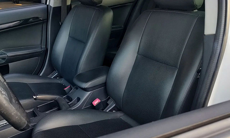 Mitsubishi Lancer Hl...