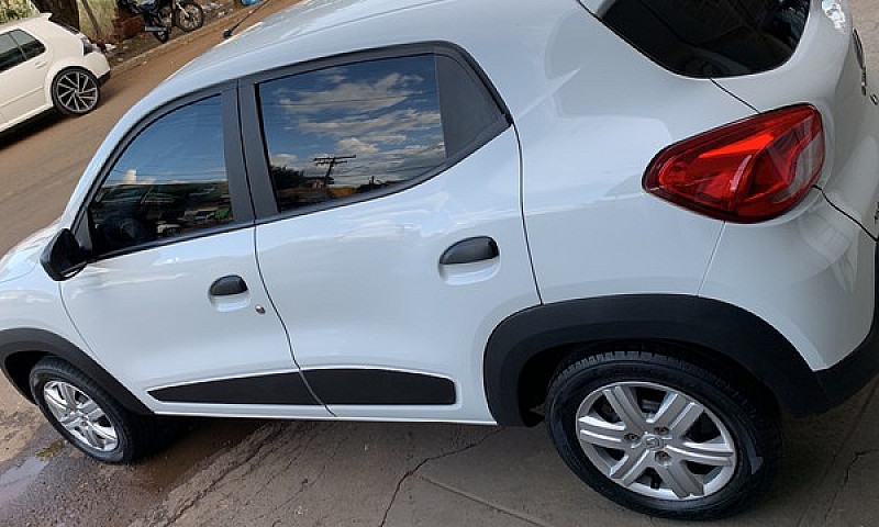 Kwid 1.0 Zen 75 Mil ...