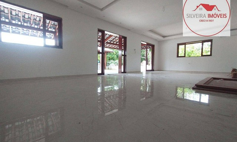 Casa Com 5 Dormitóri...