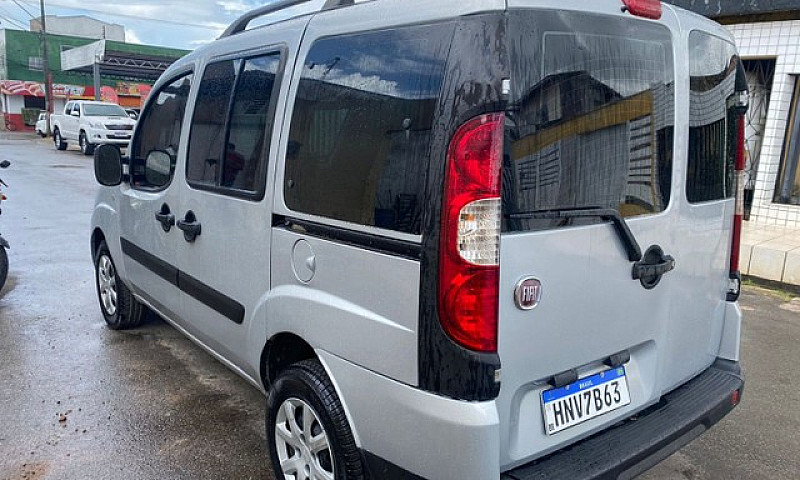 Doblo Essence 1.8 Ma...