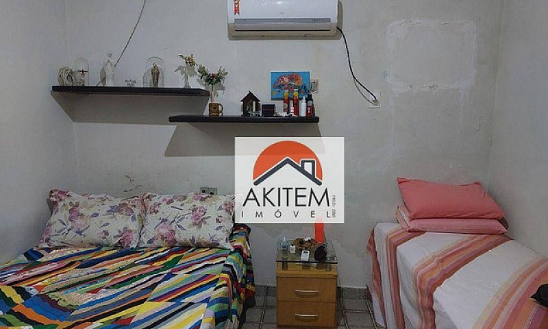 Casa Com 3 Dormitóri...