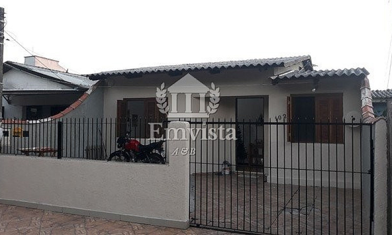 Casa 3 Dormitórios M...