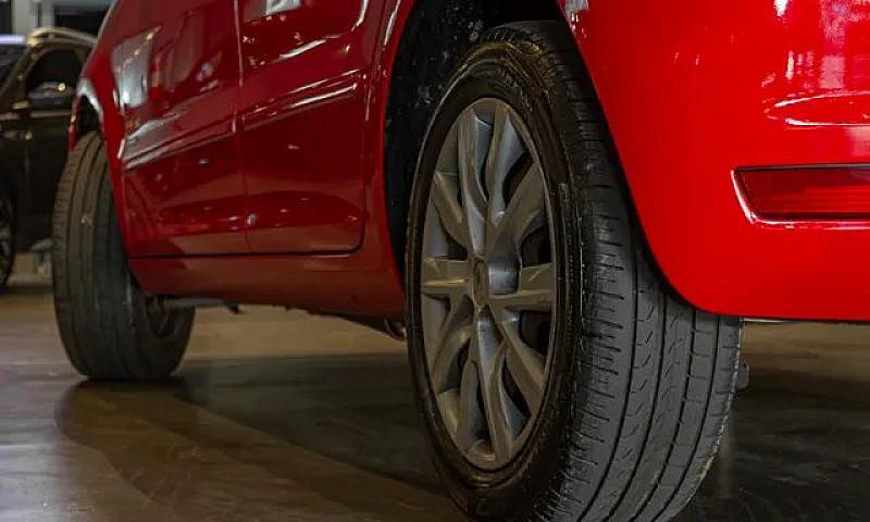 Volkswagen Fox Trend...