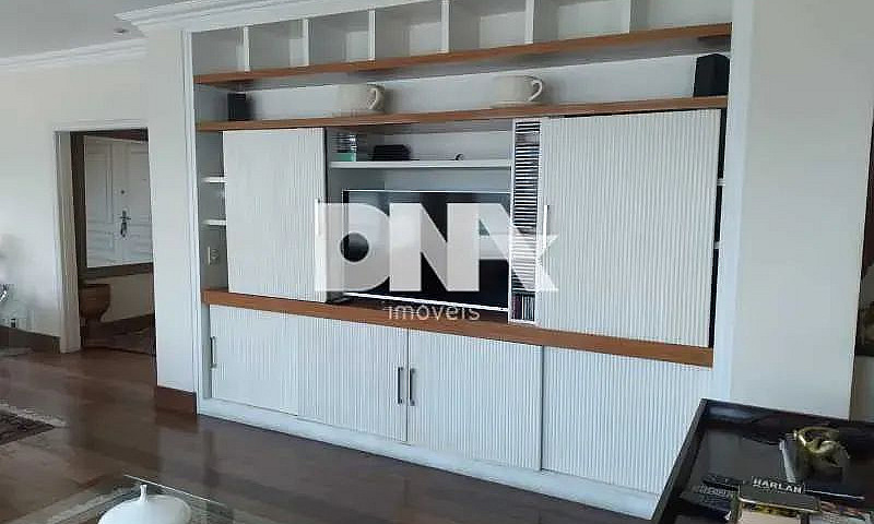 Apartamento : Padrão...