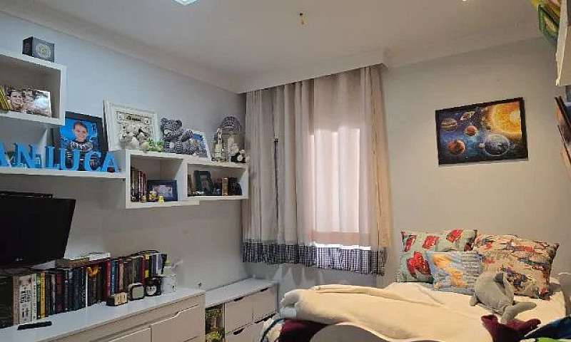 Casa Em Condomínio T...