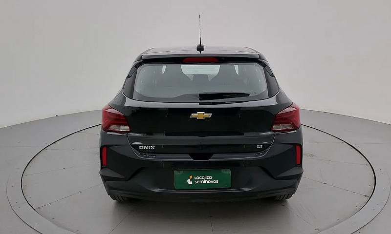 Chevrolet Onix Hatch...