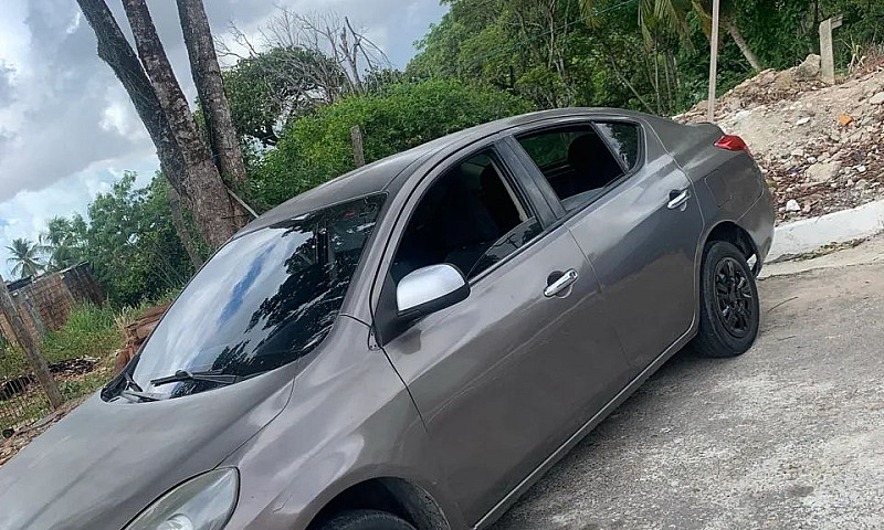 Nissan Versa Sl 1.6 ...