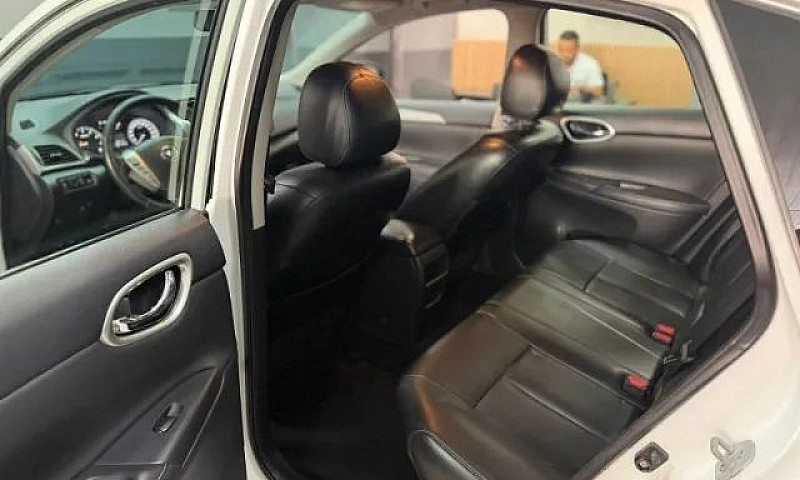 Nissan Sentra Sl 2.0...