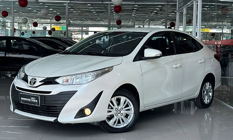 Toyota Yaris Xl Seda...