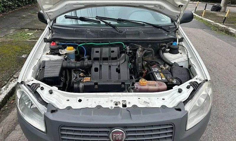 Fiat Strada Working ...